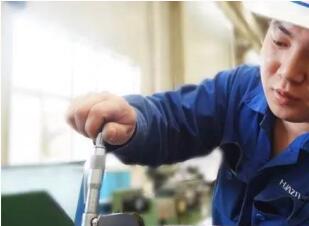 【大華創(chuàng)新工場(chǎng)】新型油氣潤(rùn)滑裝置試驗(yàn)成功