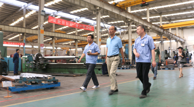 洛陽市發改委領導到我公司調研