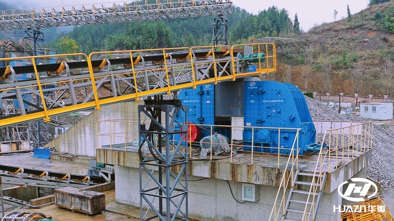 反擊破碎機生產線