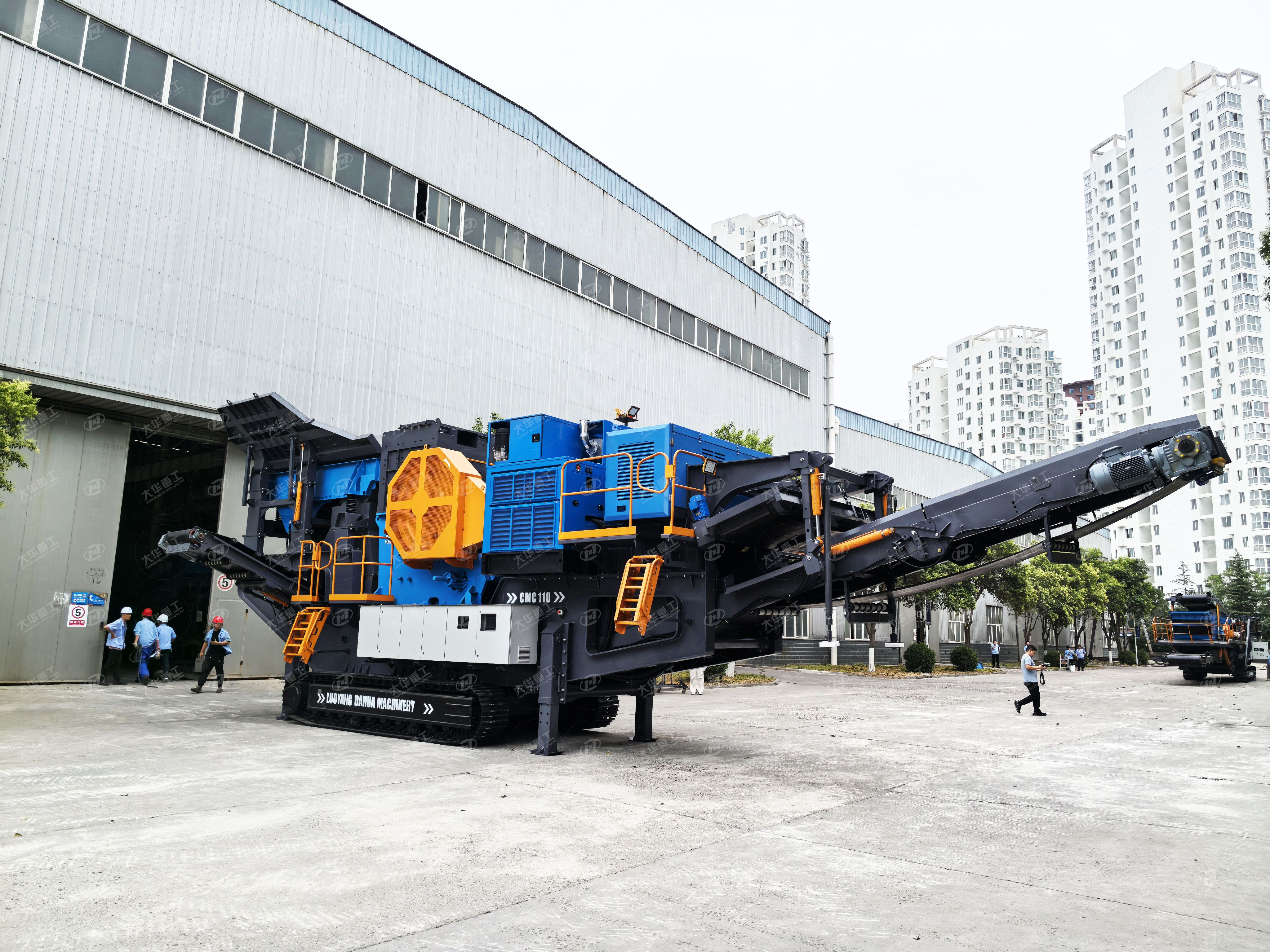 履帶顎式破碎機(jī)