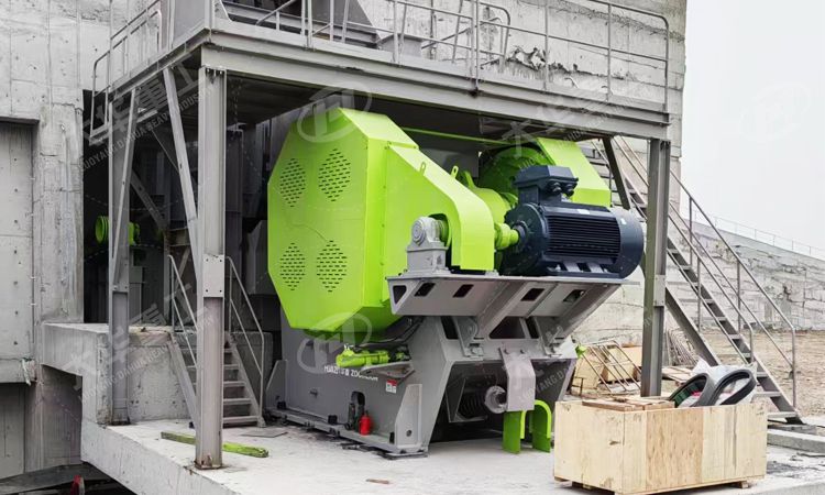 碎石機破碎設備-顎式破碎機