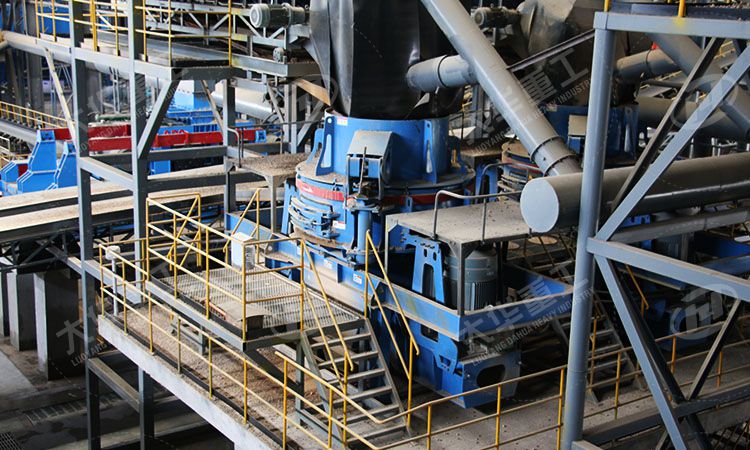 立式沖擊破碎機(制砂機)